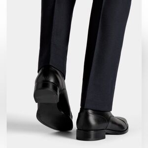 TO BOOT NEW YORK
Men's Bergamo Cap-Toe Leather Oxfords black Sz 11.5 gently used